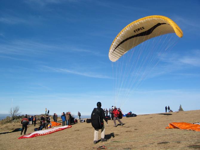 Start am Westhang Februar 2008. Im Bild - The one and only "UPPilot". Den Puls hat er leider verkauft ;-)
