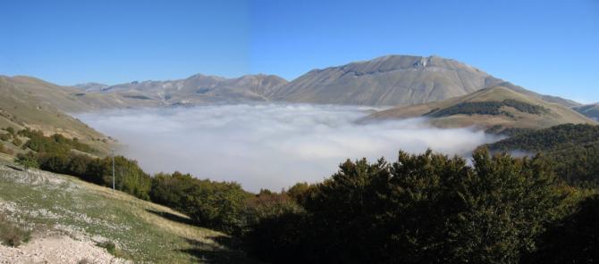 Casteluccio im Herbstnebel
