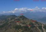 Paragliding Fluggebiet Asien » Nepal,Sarangkot,Startpl�tze Sarangkot
(Foto Wolfgang Probst)