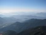 Paragliding Fluggebiet Asien » Nepal,Korchon,Flug vom Korchon:
10:35 Uhr Ortszeit
Die Spitze links der Bildmitte an der langen Ridge, die sich von  3:00 Uhr bis fast 9:00 Uhr durch das Bild zieht ist der Sarangkot. Wir landen ziemlich genau in Bildmitte, n�rdlich der Ridge bei Hemja.