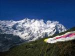 Paragliding Fluggebiet ,,Startplatz "Sussbuin" (4350 m) vor der Nordwand des Nanga Parbat
(C) Michael Beck