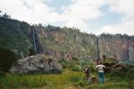 Paragliding Fluggebiet Afrika » Kenia,Eldoret / Iten,F�r die Tour am gro�en Wasserfall sollten ein �rtlicher Guide, 3 Macheten und ca. 5 Std Fu�marsch einkalkuliert werden.
