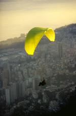 Paragliding Fluggebiet Europa » Frankreich » Provence-Alpes-C�te d Azur,Monaco - Mont Gros,mit freundlicher Bewilligung
�www.azoom.ch