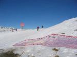 Paragliding Fluggebiet ,,Blick auf den Startplatz unterhalb der Bergstation.
Ausgelegt für Start in Richtung W.
Klippenstart wäre quer dazu nach rechts.
Skistart möglich (falls wieder einmal Schnee liegt).