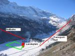 Paragliding Fluggebiet Europa » Schweiz » Uri,Fisetengrat,Anflug auf Urnerboden
Als Landplatz kann man den Feldweg links von der Strasse, unterhalb der Talstation wählen.
Nicht im hohen Grass landen (Hinweisschilder für Autofahrer gibt es zu Hauf).