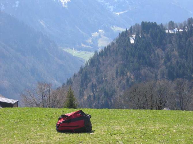 Startplatz Uhu, neben dem Restaurant Uhu etwas oberhalb des Dorfes (15 Minuten Fussmarsch).