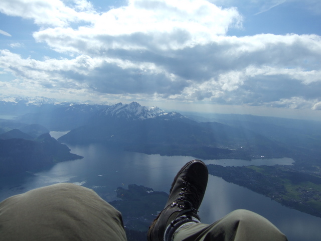 Hoch über der Rigi mit Blick über den Vierwaldstätter See Richtung Pilatus
