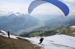 Paragliding Fluggebiet Europa » Schweiz » Bern,Planplatten,Der erste Schlauch steht meist westlich des kleinen Hügels, welcher am rechten Bildrand sichtbar ist.