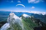 Paragliding Fluggebiet Europa » Schweiz » Bern,Stockhorn,Stockhorn links vom Piloten

mit freundlicher Bewilligung
©www.azoom.ch