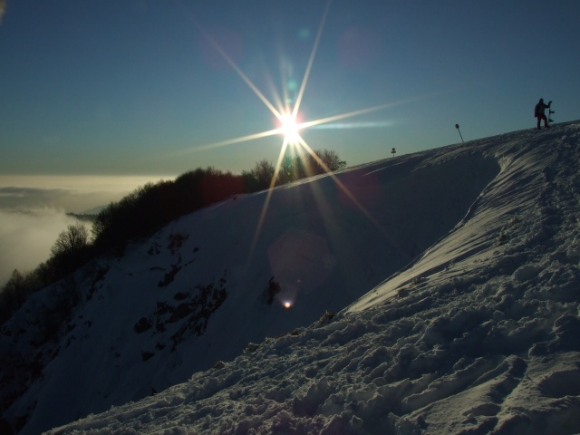 Süd-Startplatz
Sieht durch die Schneeverwehung spektakulärer aus, als er in Wirklichkeit ist.