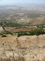 Paragliding Fluggebiet Europa » Italien » Sardinien,Jara Sa Jara,Blick zur Auffahrtstrasse und auf Tuili vom SP aus.
Sept.2007, T.Uhlmann