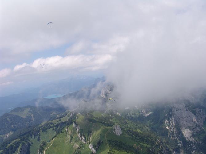 Brauneck Blick Richtung SW - rechts in den Wolken die Benediktenwand, Juni 2007