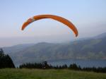 Paragliding Fluggebiet Europa » Schweiz » Schwyz,Ramenegg-Halsegg,Dieses Zuger Fluggebiet wird masslos unterschätzt! Das Foto wurde am 15.7.2006 um 21:15 gemacht. Direkt nach dem Start ging es dank Bise direkt nach oben, dass der Zuger Sonnenuntergang sichtbar wurde.