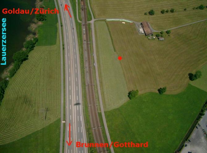 Landeplatz am Lauerzersee in Seewen