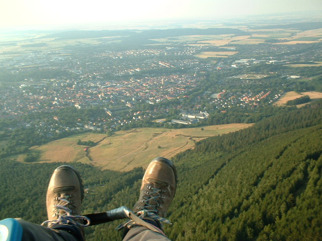 Die Landewiese ist nicht zu übersehen.