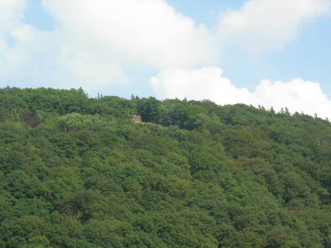 Startplatz vor dem Turm. Sicht von der anderen Weserseite !