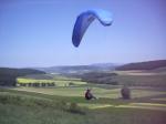 Paragliding Fluggebiet Europa » Deutschland » Niedersachsen,Hohe - Kugelberg, Nordosthang,Spielen im Wind