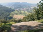 Paragliding Fluggebiet Europa » Deutschland » Baden-Württemberg,Bergen,Blick vom Startplatz zum Landeplatz (mitte direkt hinter dem Feld)