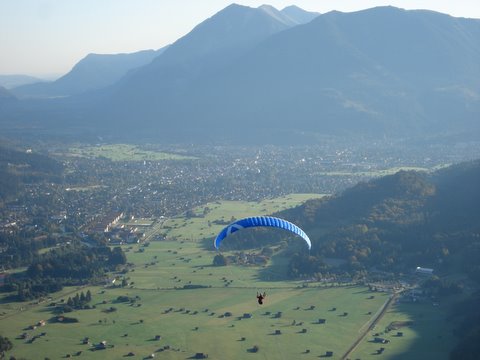 Blick von Grainau Richtung Landeplatz Garmisch