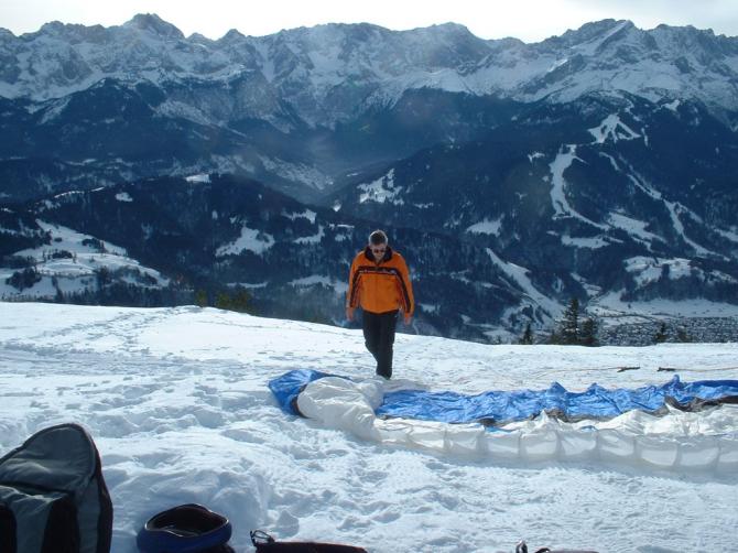 gut präparierter Startplatz am Wank in Richtung SW. (aufg. am 23.12.07 rejakob)