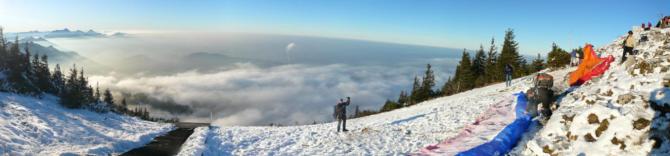 Zuckerwatte... aber dicker darfs nicht werden... Landeplatz einprägen :-)
