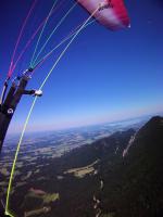 Paragliding Fluggebiet Europa » Deutschland » Bayern,Hochries,Kurz nach dem Start vom Ost Startplatz der Hochries hat man einen tollen Blick zum Chiemsee.