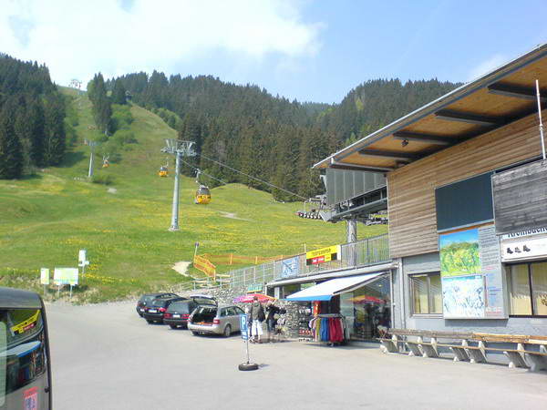 Die Bergbahn zum Weiherkopf kostet 8 Euro für Paraglider!