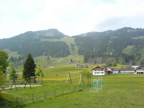 Weiherkopf vom Fußballplatz aus. Wir mußten dort landen, weil die Bedingungen für den regulären Landeplatz einfach zu bockig waren.