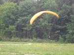 Paragliding Fluggebiet Europa » Deutschland » Bayern,Voithenberg,Gelandet wird auf dem großen Parkplatz beim Golfclub.