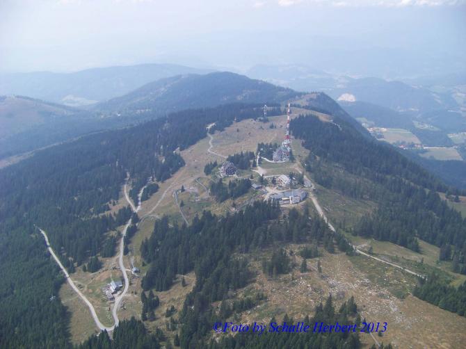 Der Schöckl ist ein super Flugberg 
mein 1. Flug am Schöckl 19. August 2013