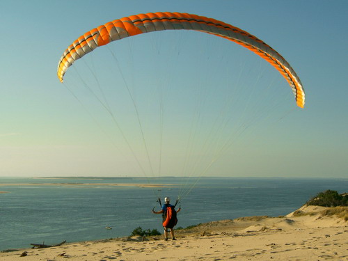 An der kleinen Dune du Pyla mit Blick auf den Atlantik