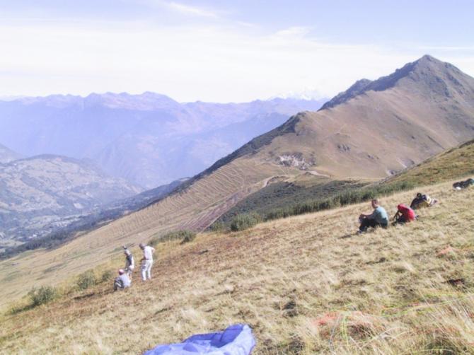großer Wiesenstartplatz Valmorel mit Blick Richtung N
