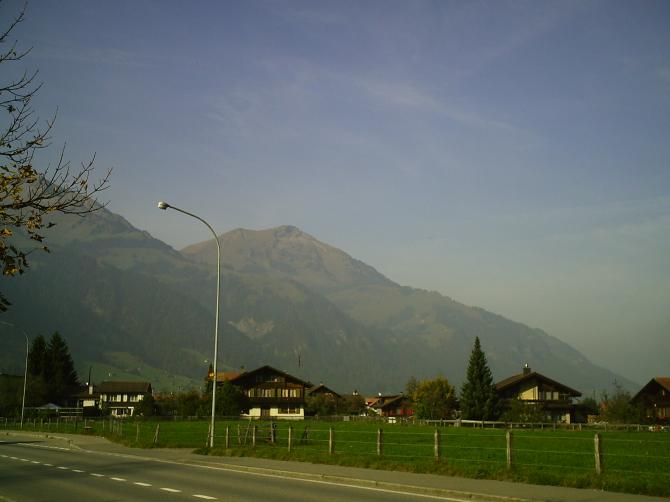 Südansicht des Niesen von Fruttigen aus. Bild vom 05.10.2007