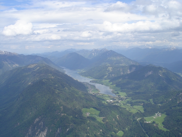 Weissensee mit Brücke.