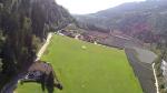 Paragliding Fluggebiet Europa » Italien » Trentino-Südtirol,Hirzer,Das vorhandene Bild vom Landeplatz ist veraltet.
Dieses hier (Stand 8/2018) zeigt den Platz und die Stromleitung beim Landeanflug aus Norden.