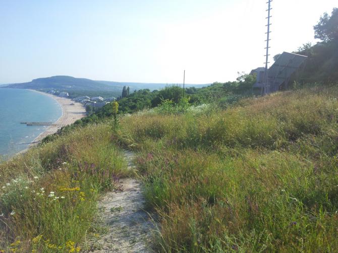 Startplatz Richtung Strand (Süd), und Solarpanel