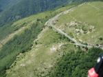 Paragliding Fluggebiet Europa » Bulgarien,Sopot (Stara Planina),2009.06
oberhalb der Strasse ist toplanden für jeden möglich