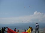 Paragliding Fluggebiet Europa » Bulgarien,Christo Danowo,zum Wochenende kann's schon mal voll werden...