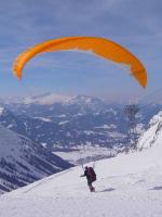 Paragliding Fluggebiet Europa » Deutschland » Bayern,Hindelang,Nebelhorn März 05
Ist das nicht ein Panorama?!