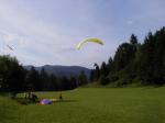 Paragliding Fluggebiet Europa » Österreich » Niederösterreich,Muckenkogel,Der "Hauptlandeplatz" unweit der
Talstation des Sesselliftes
