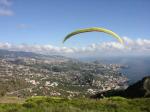 Paragliding Fluggebiet Europa Portugal Madeira,Cabo Girao,schöner Wiesenstartplatz mit Blick auf Camara de Lobos und den Kessel von Funchal, östlich vom Aussichtspunkt, auch toplandbar.
Wenn der Wind am Cabo Girao nicht von SW weht, sondern O