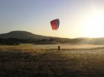 Paragliding Fluggebiet Europa » Spanien » Andalusien,El Bosque,Landung am LP kurz bevor das Licht ausgeht , mit absichtlichem Höhenabbau , dort geht´s problemlos bis Sonnenuntergang und länger.