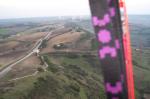 Paragliding Fluggebiet Europa » Spanien » Andalusien,Vejer,Blick auf den Startplatz in Vejer (in der Bildmitte unterhalb der Windräder)