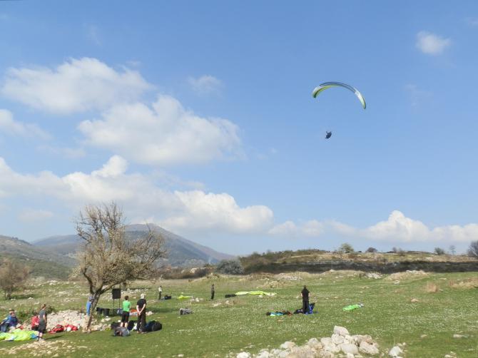 Toplandung auf der Ebene hinter dem Startplatz, 21.03.2017