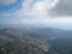 Paragliding Fluggebiet ,,Im Hintergrund, links der Mt. Guindalera.