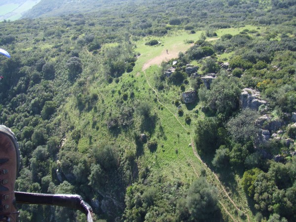 Der Startplatz (N) und auch Toplandeplatz.