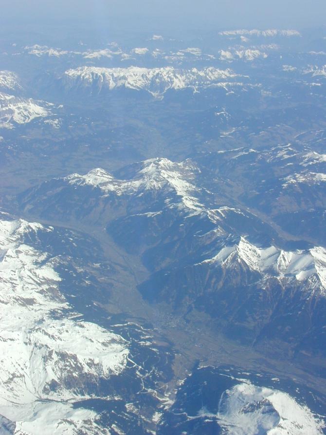 Blick (von Süden) übers Gasteinertal
(Flughöhe ca 10000m) ;-)