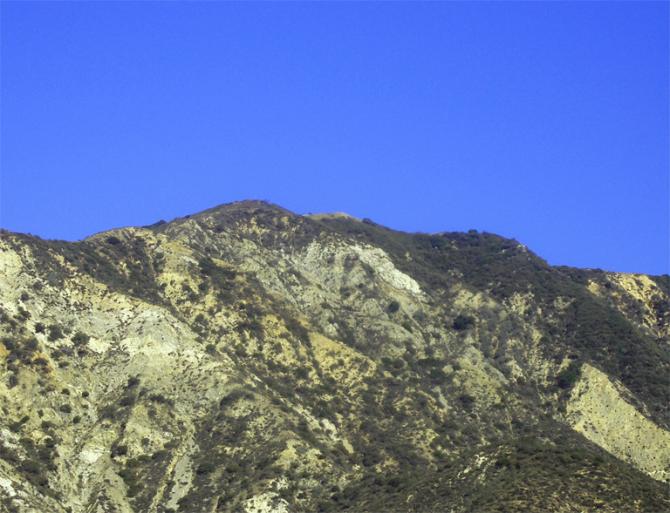 Blick auf den Kagel Startplatz. Die kleine kahle Kuppe rechts neben der größten Erhebung.