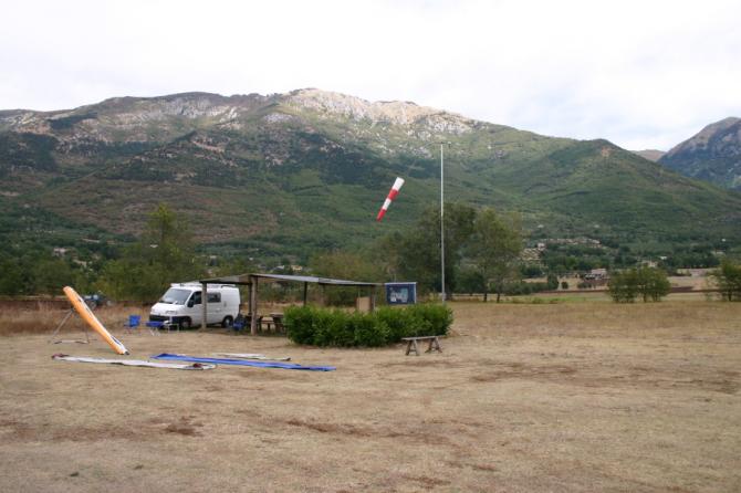 Blick vom Landeplatz zum Start