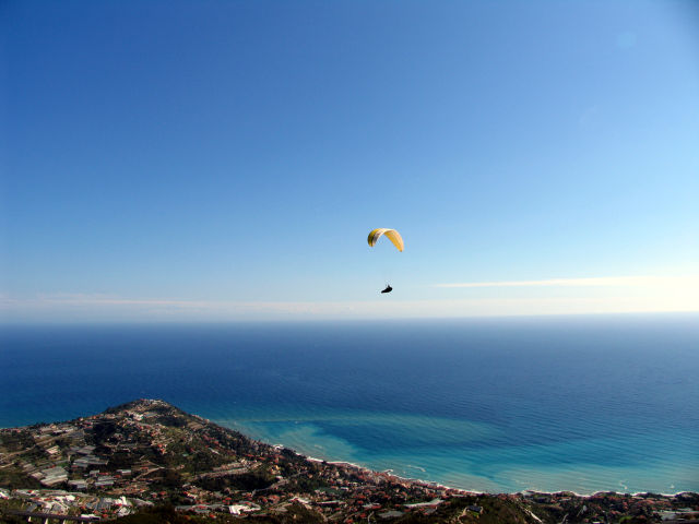 Blick Richtung Capo Nero. Oktober 2006. wish2fly.de